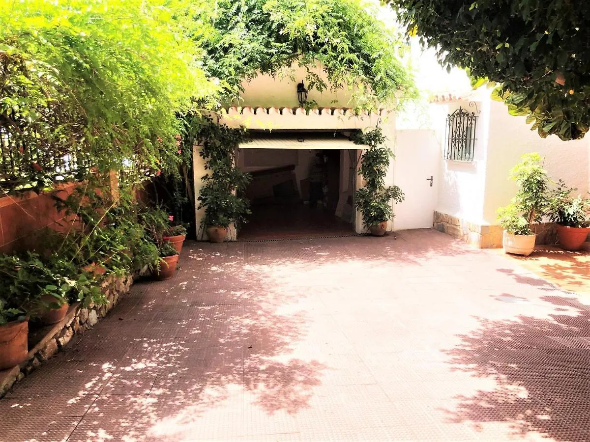 Holiday home Rentcostadelsol Villa Pinares-Malaga