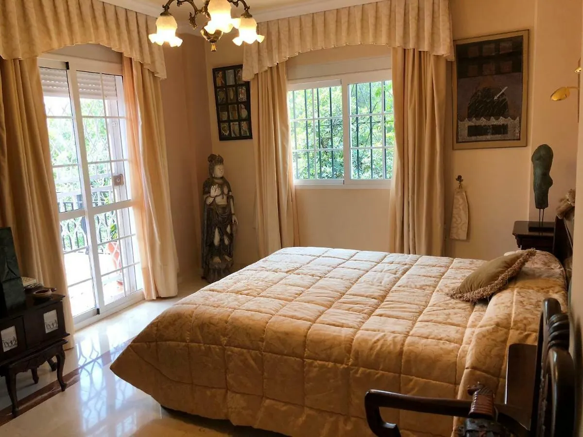 Holiday home Rentcostadelsol Villa Pinares-Malaga